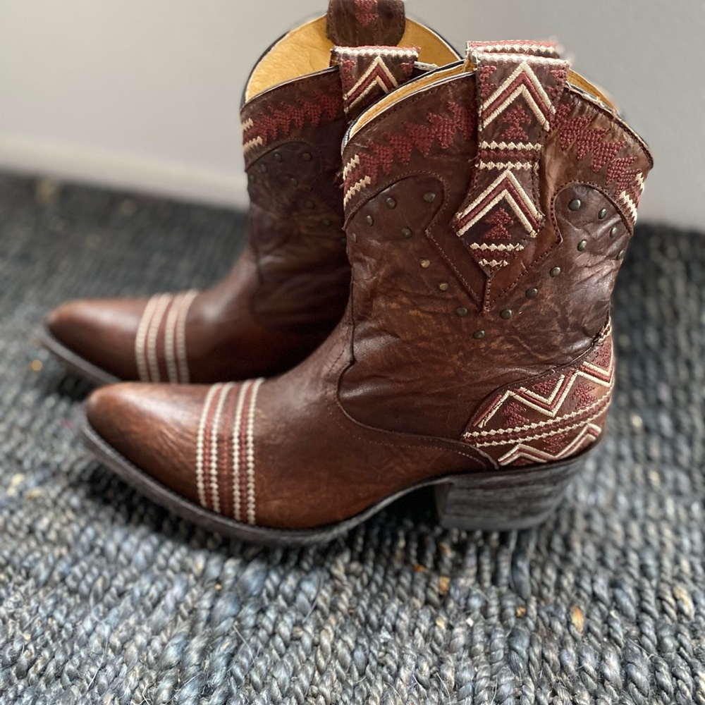 NEW GORGEOUS Old Gringo Alexa 8” Boots